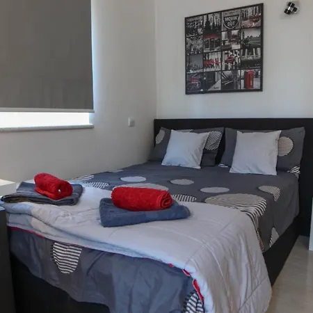 Kuca Za Stanovanje ,cijeli Prostor Apartment