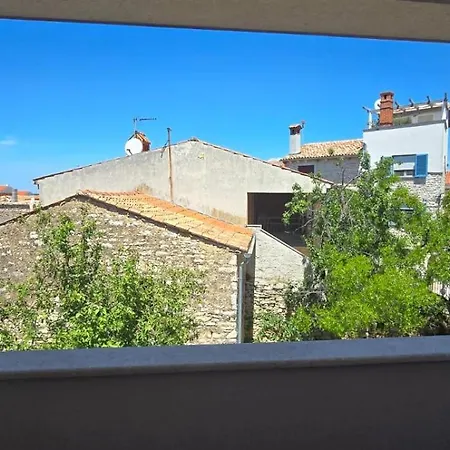 Kuca Za Stanovanje ,cijeli Prostor *