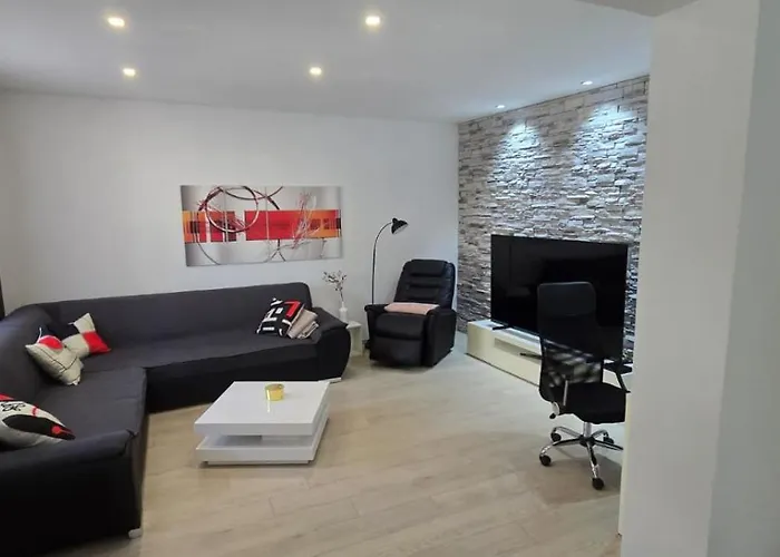 Apartamento Kuca Za Stanovanje ,cijeli Prostor *